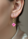 Gold Renk Pembe Kare Küpe