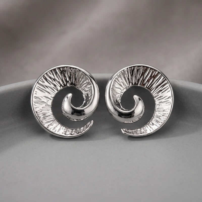 Gümüş Renk Dokulu Spiral Küpe