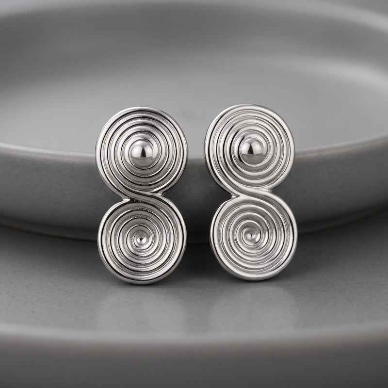 Gümüş Renk Spiral Desenli Küpe