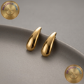 Gold Renkli Damla Formlu Minimalist Küpe