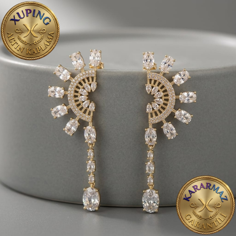 Zirkon Taşlı Altın Kaplama Gold Yelpaze Tasarım Sallantılı Küpe